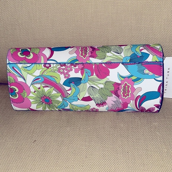 Trina Turk floral clutch new with tags - Picture 2 of 6